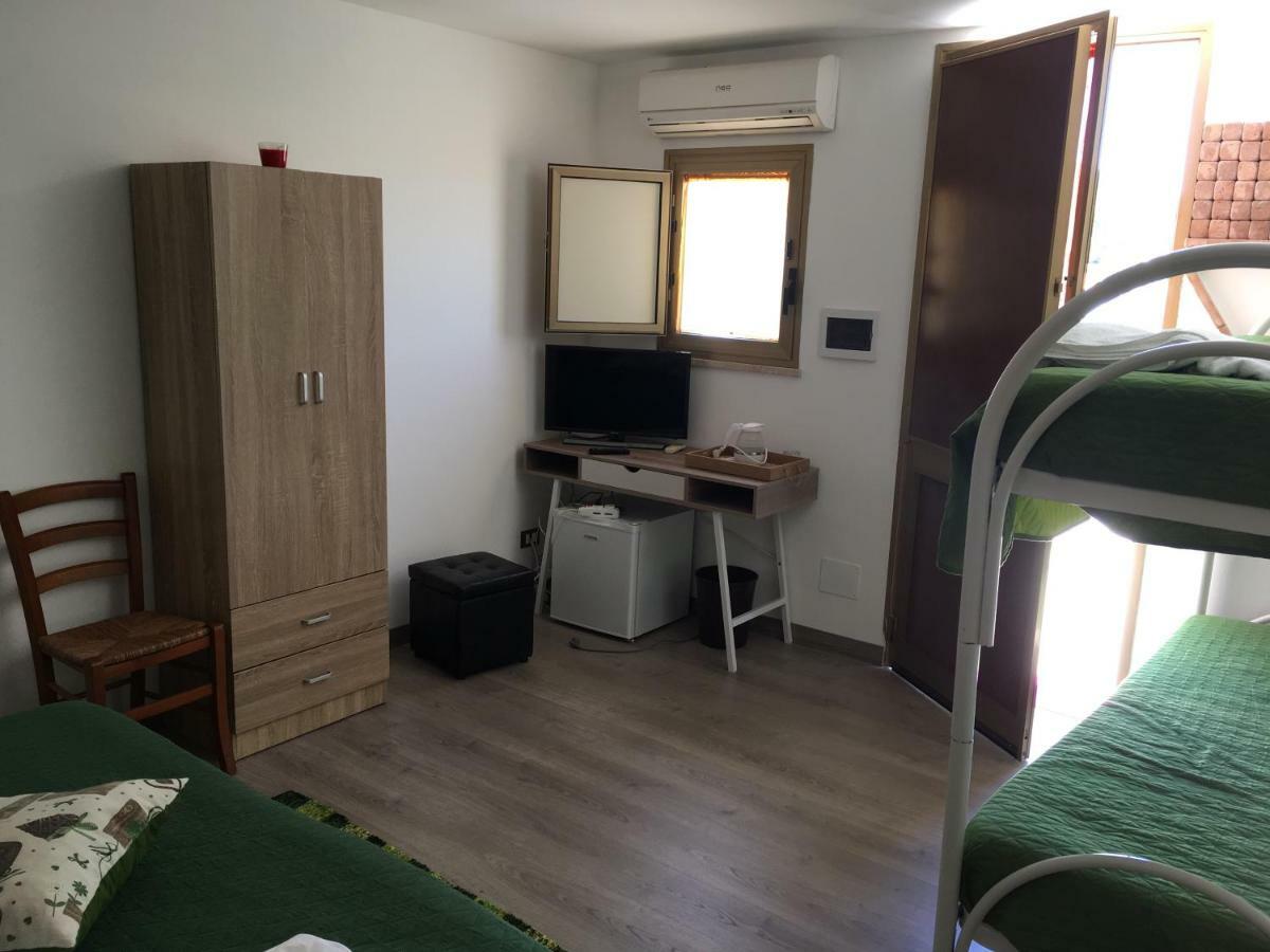 Camere Con Terrazzino Valderice Exteriér fotografie